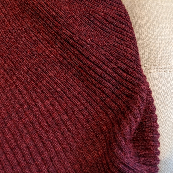 EUC 100% Alpaca yarn shawl - Picture 4 of 6